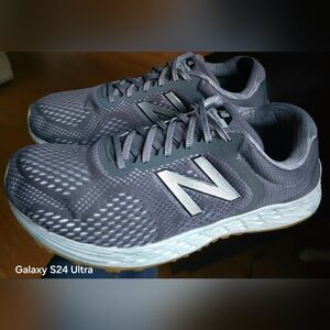 Sz 13 Men's 4E Wide NEW BALANCE FRESH FOAM ARISHI V2 Magnet/Grey